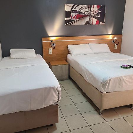 Hotel Victoire, Poitiers Gare Dış mekan fotoğraf