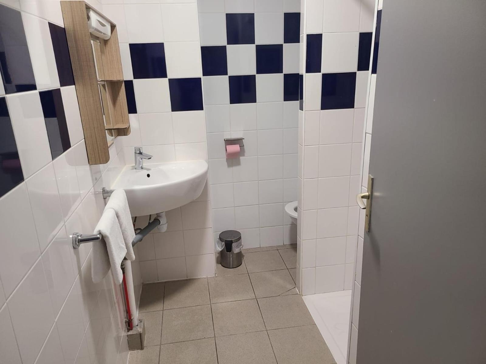 Hotel Victoire, Poitiers Gare Dış mekan fotoğraf