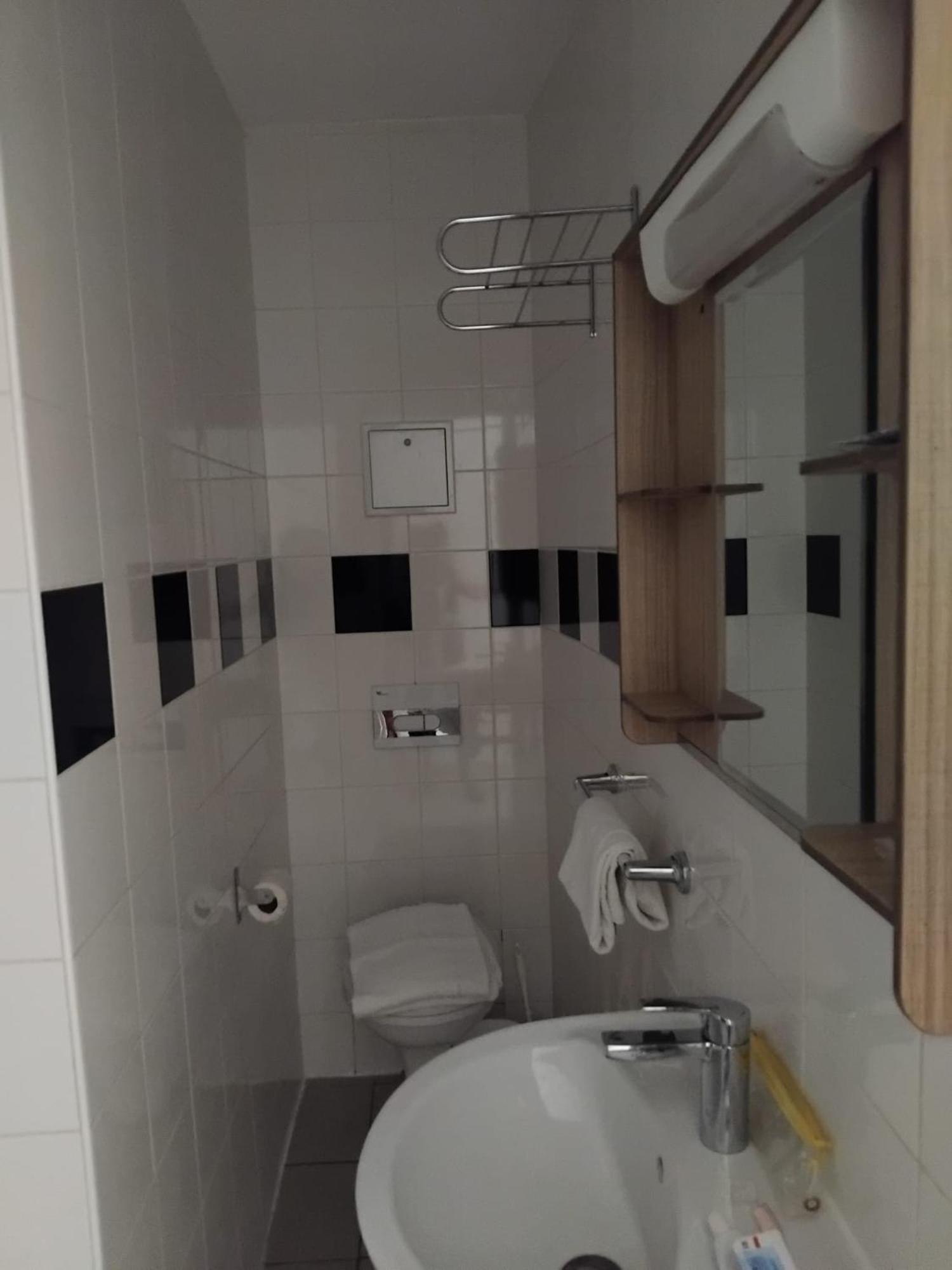 Hotel Victoire, Poitiers Gare Dış mekan fotoğraf